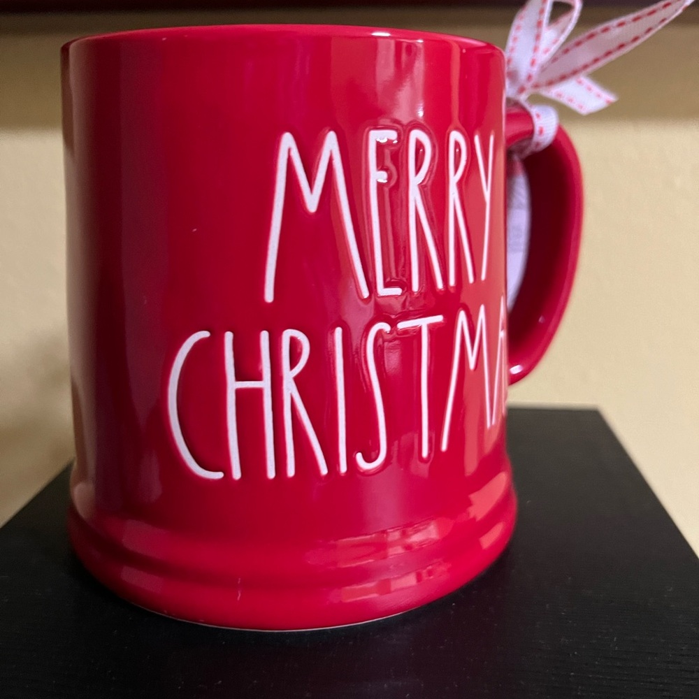 New Rae Dunn red ceramic Christmas mug MERRY CHRISTMAS. - Picture 5 of 5